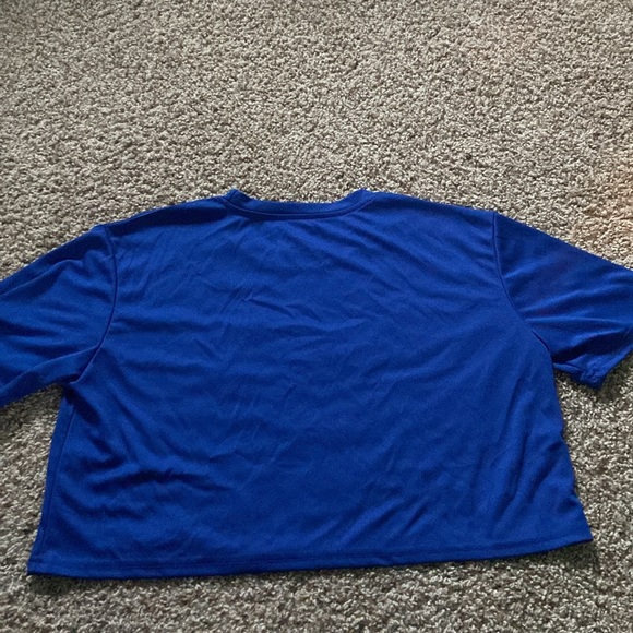 Los Angeles crop tee from SHEIN - Picture 3 of 3